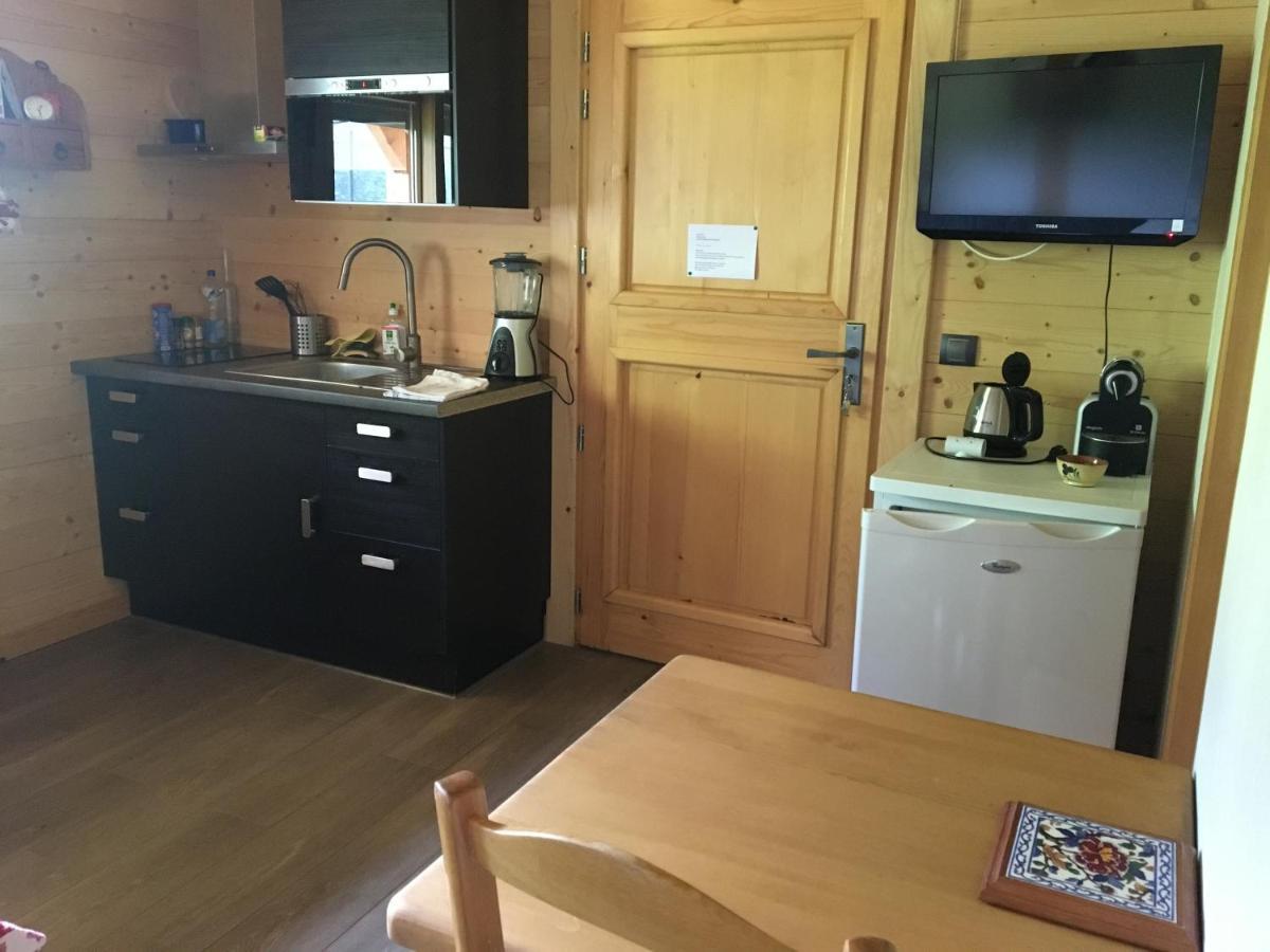 Studio 1 Piece Situe Dans Un Chalet بوفورت المظهر الخارجي الصورة